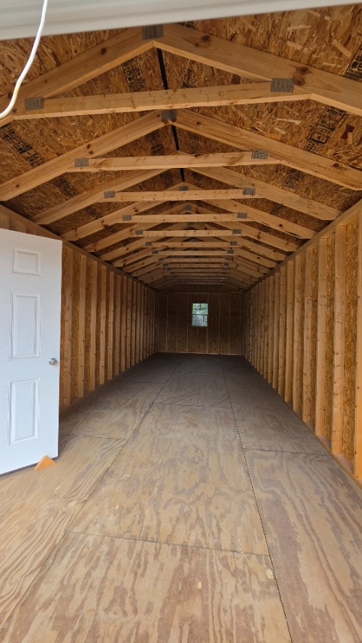 Garage image 2